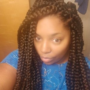 Meet your Posher, Keila